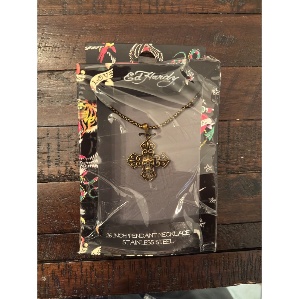 Ed Hardy Mens Skull Cross Pendant Necklace Stainless Steel Gold 26 Inch MN0033